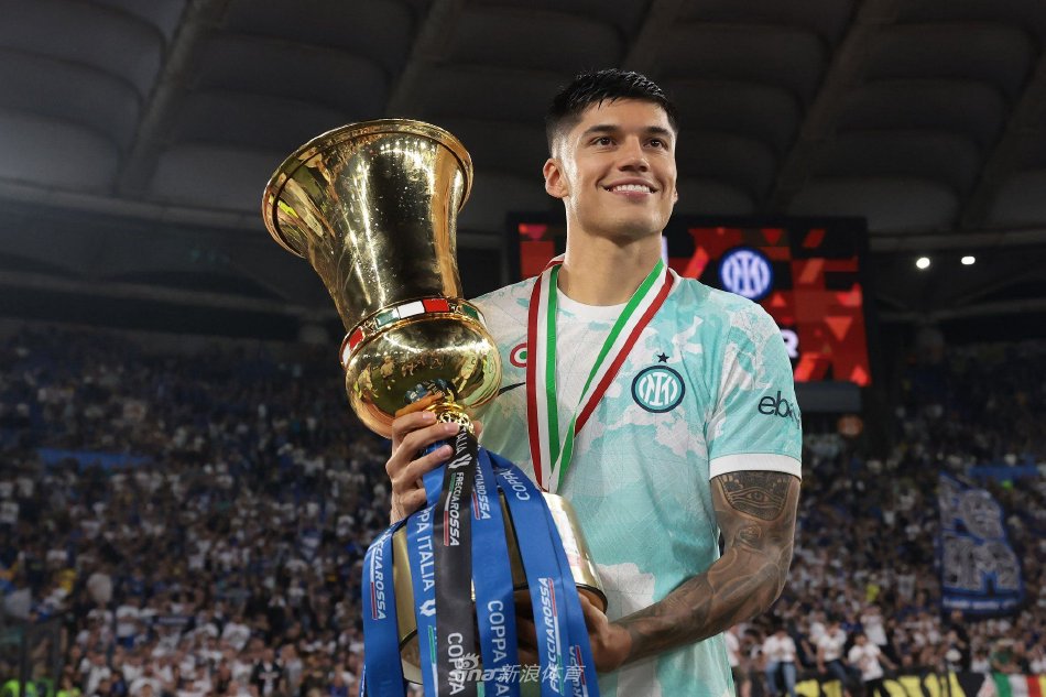 由于膝盖是 由于膝盖是