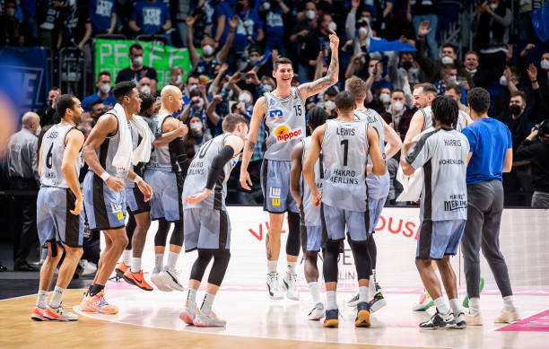 球队攻势稍 球队攻势稍