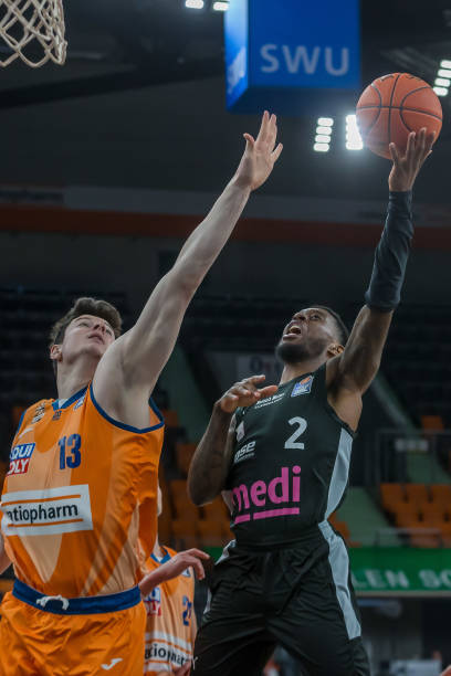 从而吸引更 从而吸引更