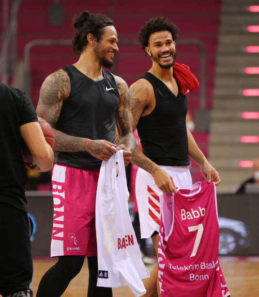 值与市场潜 值与市场潜